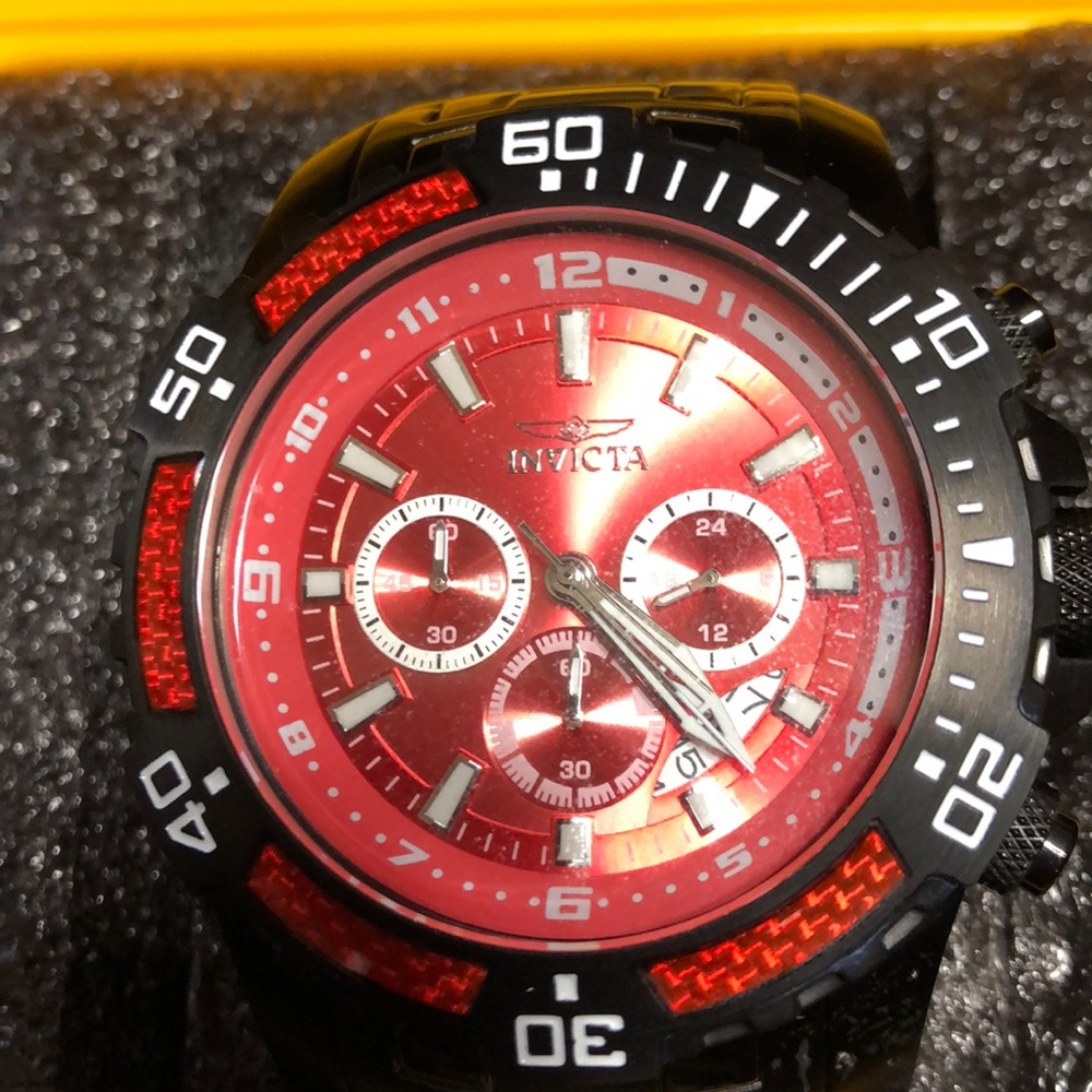 INVICTA RED DIVERS WATCH